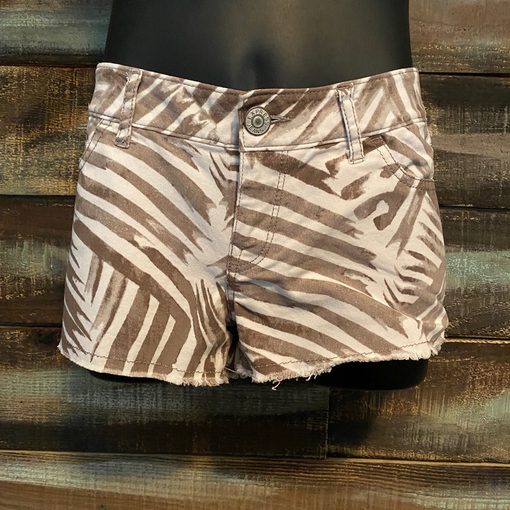 EXPRESS Distressed Cut Off Shorts
